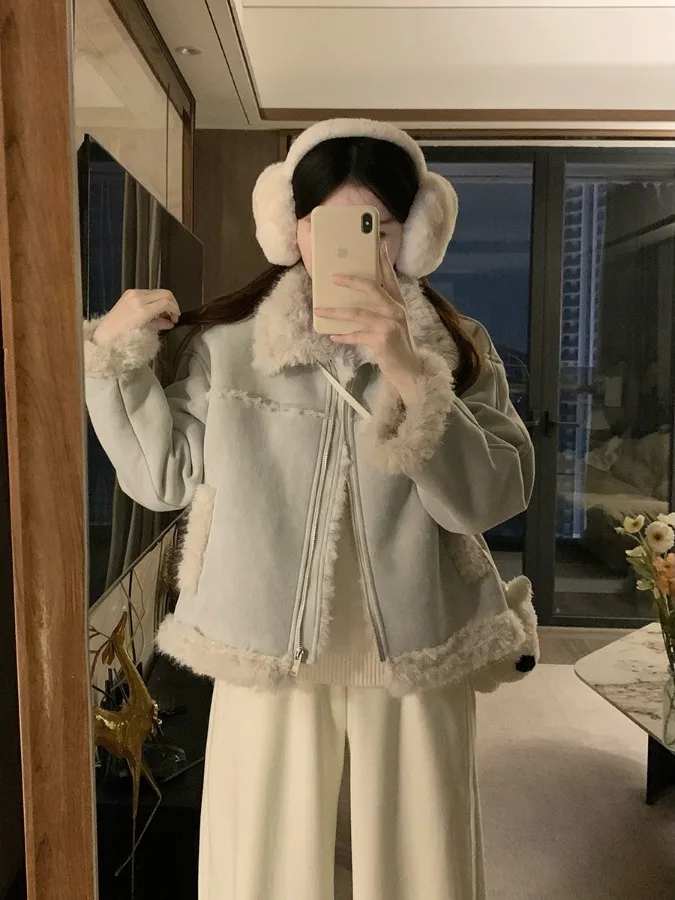 plus Size Warmth Motorcycle Jacket Outerwear Winter Loose Slimming Design Fur Splicing Top Women's Korean Style Long Sleeve Coat
plus Size Warmth Motorcycle Jacket Outerwear Winter Loose Slimming Design Fur Splicing Top Women's Korean Style Long Sleeve Coat