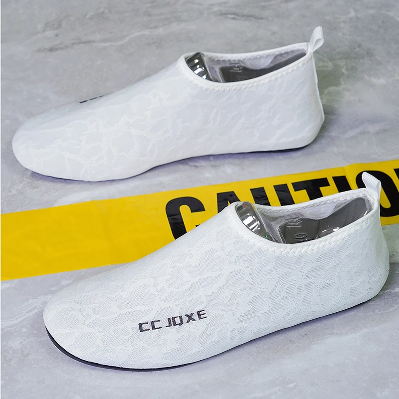 YRZL Mens Loafers Summer Shoes Men Lightweight Slip On Casual Walking Shoes Anti Slip Comfortable Driving Office Mens Loafers
YRZL Mens Loafers Summer Shoes Men Lightweight Slip On Casual Walking Shoes Anti Slip Comfortable Driving Office Mens Loafers