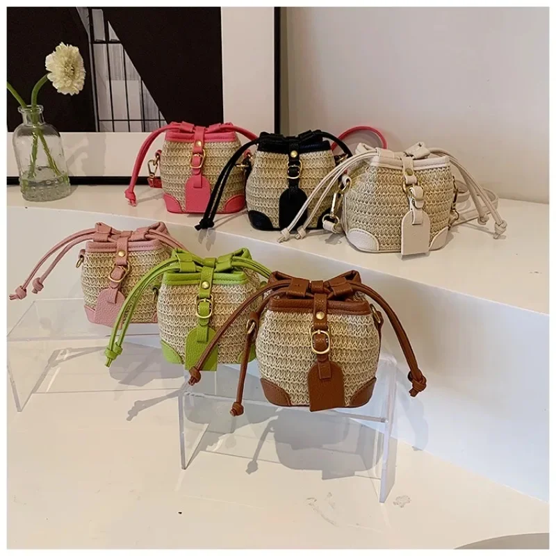 Fashion Mini Straw Bucket Bags for Women 2024 Summer Knitting Shoulder Crossbody Bag Female Designer Messenger Handbag
Fashion Mini Straw Bucket Bags for Women 2024 Summer Knitting Shoulder Crossbody Bag Female Designer Messenger Handbag