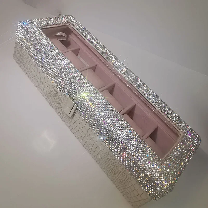 Bling Rhinestone 6-slot Watch Storage Box With Lock Jewelry Buddha Bead Storage Rack Watch Collection Organization Wrist watch
Bling Rhinestone 6-slot Watch Storage Box With Lock Jewelry Buddha Bead Storage Rack Watch Collection Organization Wrist watch