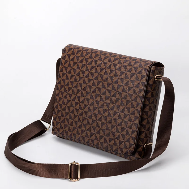 Men's flip shoulder bag, fashionable men's crossbody bag, horizontal casual computer briefcase, printed checkered business bag
Men's flip shoulder bag, fashionable men's crossbody bag, horizontal casual computer briefcase, printed checkered business bag