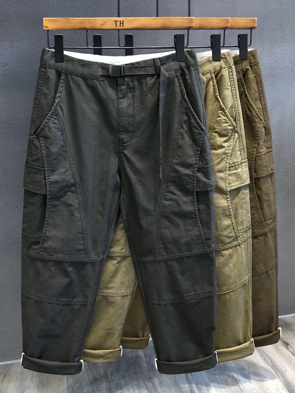 Мужские повседневные прямые хлопковые рабочие брюки, износостойкие свободные брюки в американском стиле ретро, весна-осень, новое поступление
Мужские повседневные прямые хлопковые рабочие брюки, износостойкие свободные брюки в американском стиле ретро, весна-осень, новое поступление