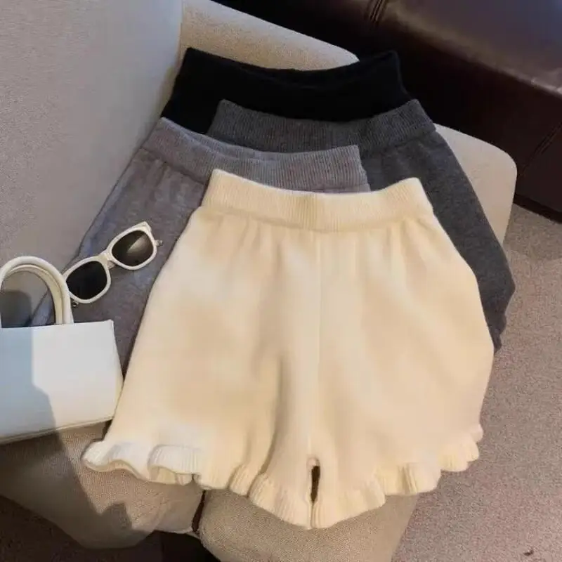 Популярные модные топы Kawaii для девочек, студенческие повседневные женские костюмы с героями мультфильмов, вязаные шорты с кружевной отделкой в стиле ретро, цветные широкие брюки для женщин
Популярные модные топы Kawaii для девочек, студенческие повседневные женские костюмы с героями мультфильмов, вязаные шорты с кружевной отделкой в стиле ретро, цветные широкие брюки для женщин