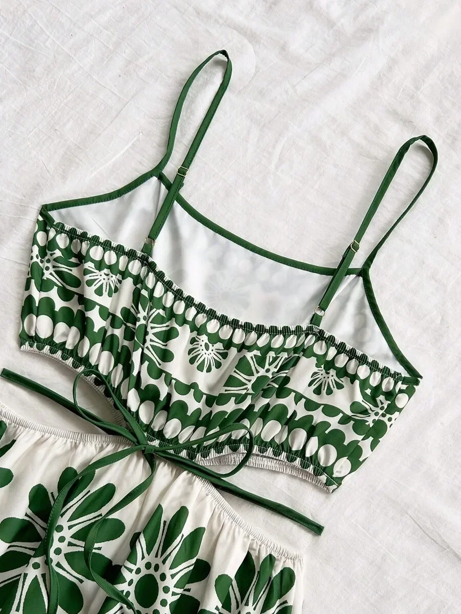 Women Green Tropical Floral Print Sleeveless Midi Dress With Side Cutouts And Tie Waist Summer Vacation Style
Women Green Tropical Floral Print Sleeveless Midi Dress With Side Cutouts And Tie Waist Summer Vacation Style