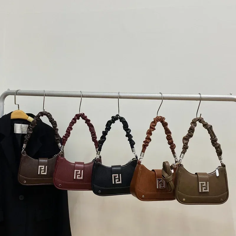 Fashionable Solid Color Shopper Bag - Large Capacity Commuter Tote With Elegant Minimalist Design And Premium Leather Trim
Fashionable Solid Color Shopper Bag - Large Capacity Commuter Tote With Elegant Minimalist Design And Premium Leather Trim