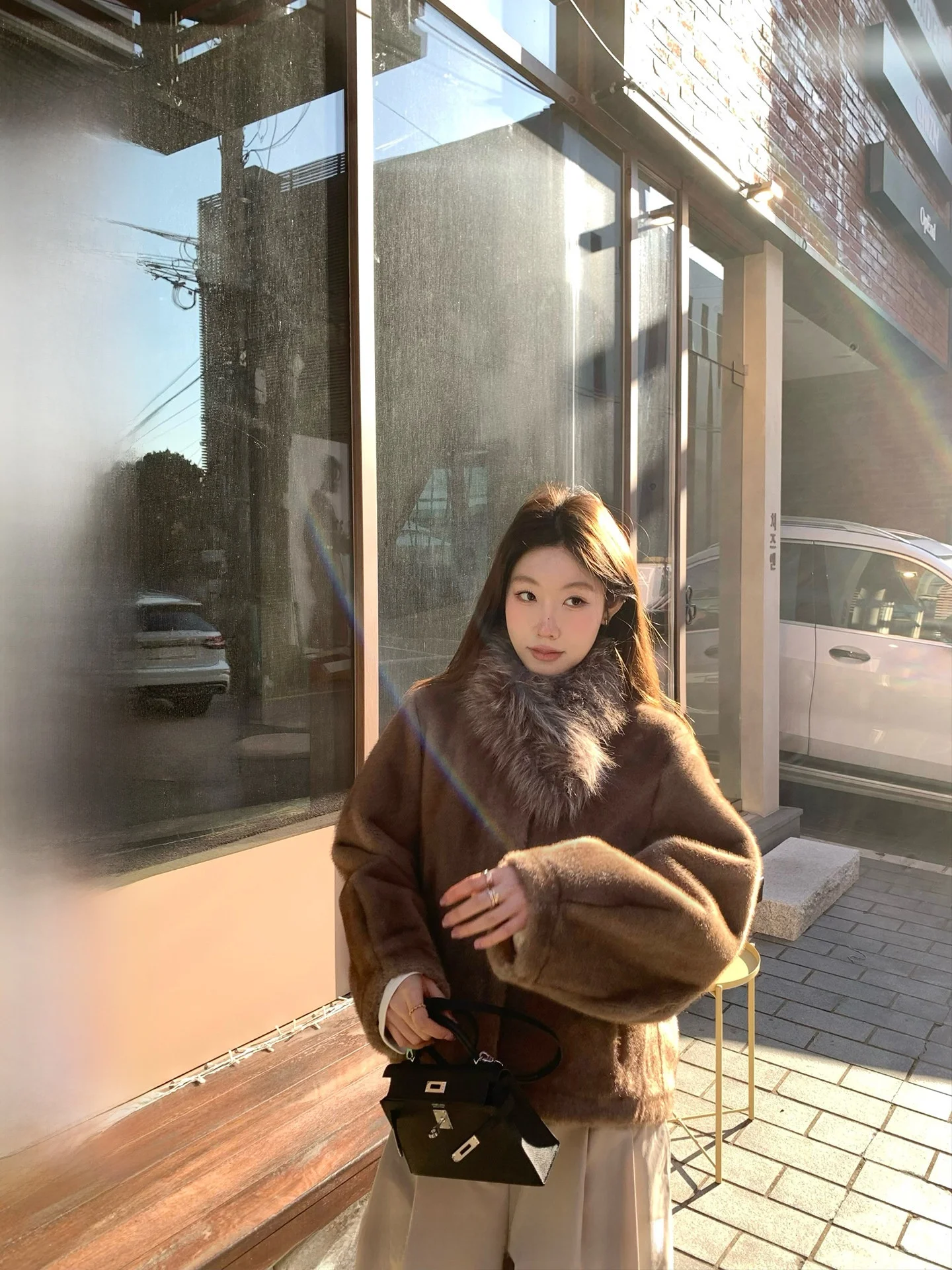 Ranwear Exclusive Parisian Style Thick Fur Jacket Fake Fur Collar Detachable Eco-Friendly Women's Winter Coat Long Sleeve
Ranwear Exclusive Parisian Style Thick Fur Jacket Fake Fur Collar Detachable Eco-Friendly Women's Winter Coat Long Sleeve