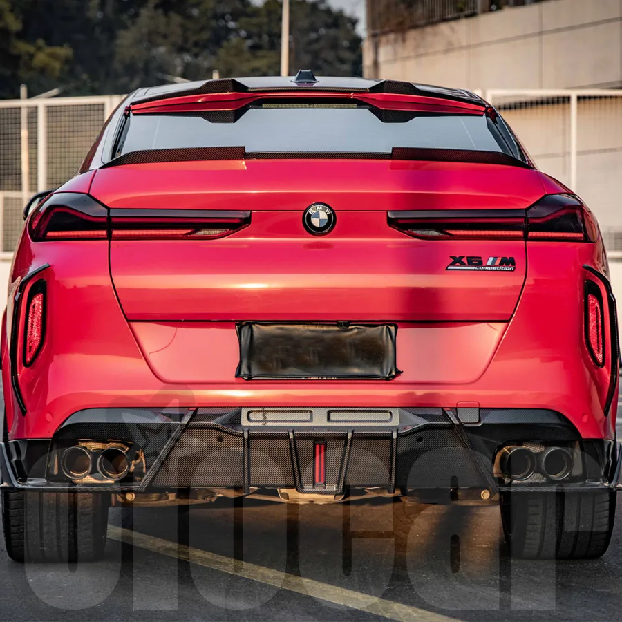 Oiomotors SQ Style Dry Carbon Fiber Rear Bumper Led Diffuser Spoiler for Bmw F96 X6m
Oiomotors SQ Style Dry Carbon Fiber Rear Bumper Led Diffuser Spoiler for Bmw F96 X6m