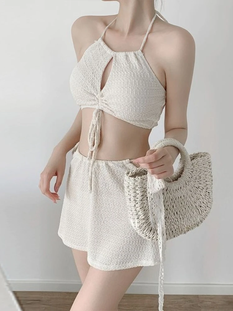 Women's 3 Piece Skirted Bikini Set 2026 New Halter Tie Side Swimsuit Beach Vacation Hot Spring Swimwear
Women's 3 Piece Skirted Bikini Set 2026 New Halter Tie Side Swimsuit Beach Vacation Hot Spring Swimwear