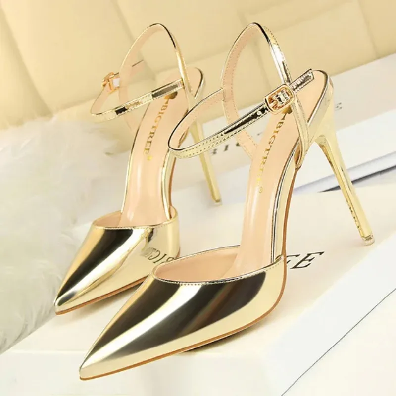 Summer New Women Shoes Sexy Pointed Tip High Heeled Sandals for Woman Fashion Wedding Shoe Luxury Designer Shoes Sandalias Mujer
Summer New Women Shoes Sexy Pointed Tip High Heeled Sandals for Woman Fashion Wedding Shoe Luxury Designer Shoes Sandalias Mujer