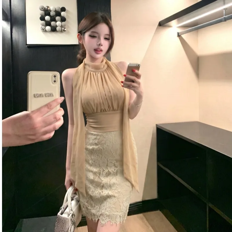 Korean Style Fashionable Summer Slimming Design Top And Half Skirt Set Elegant Main Character Lightweight Luxury Student ...
Korean Style Fashionable Summer Slimming Design Top And Half Skirt Set Elegant Main Character Lightweight Luxury Student ...