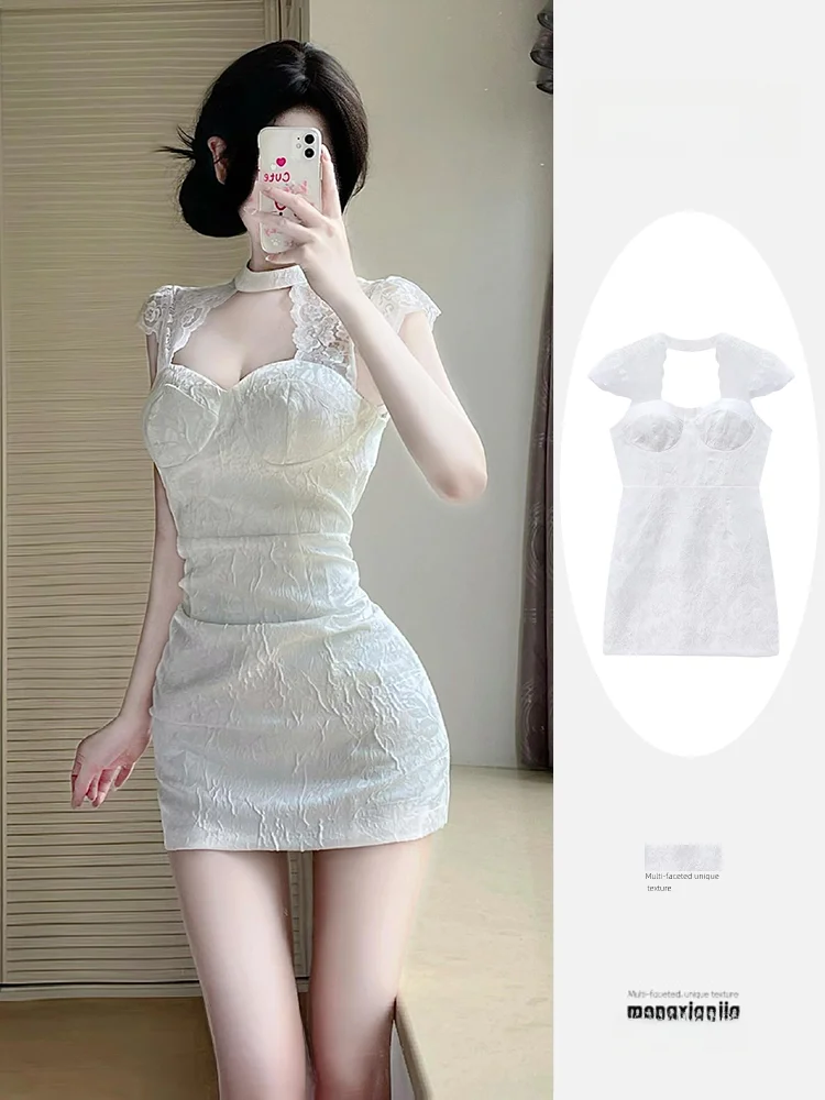 Elegant Lace Splice Hollow out Slim Fit Short Dress Women's Summer Fashion Anti-Wrinkle Lightweight Luxury Style Dress
Elegant Lace Splice Hollow out Slim Fit Short Dress Women's Summer Fashion Anti-Wrinkle Lightweight Luxury Style Dress