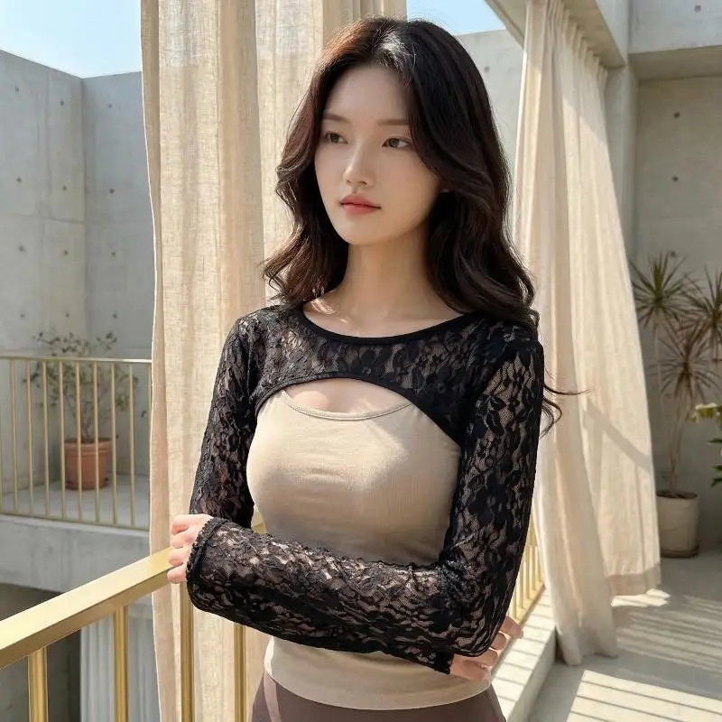 Women's Lace Long Sleeve Solid Color Tops Fashion Hollow Out See Through Sexy Cropped Tops Cover-ups
Women's Lace Long Sleeve Solid Color Tops Fashion Hollow Out See Through Sexy Cropped Tops Cover-ups