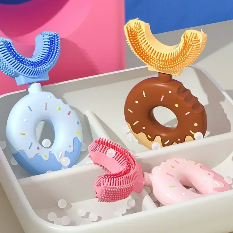 Детская зубная щетка, ручная детская зубная щетка для ухода за полостью рта, чистая щетка, U-образная силиконовая зубная щетка на 360 градусов, прорезыватели для новорожденных
Детская зубная щетка, ручная детская зубная щетка для ухода за полостью рта, чистая щетка, U-образная силиконовая зубная щетка на 360 градусов, прорезыватели для новорожденных