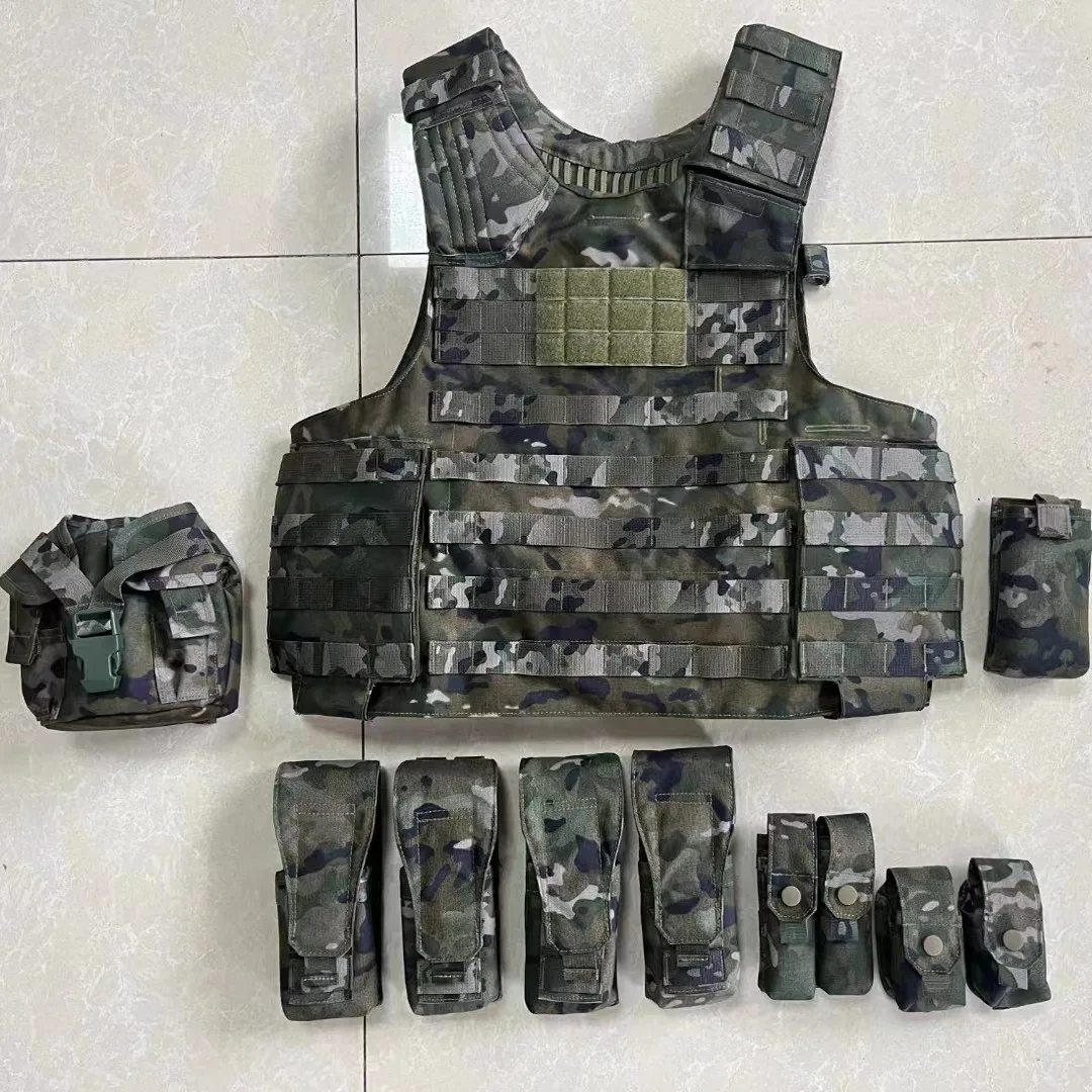 Hunting Tactics 1000D encrypted quick release vest MOLLE quick release tactical vest heavy military enthusiast chest hanging
Hunting Tactics 1000D encrypted quick release vest MOLLE quick release tactical vest heavy military enthusiast chest hanging