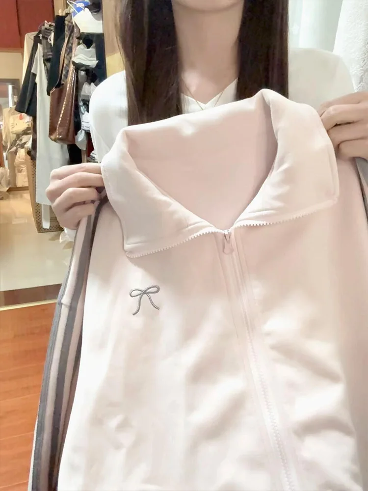 Корейский свободный свитшот на подкладке с вышитым узлом, зимняя верхняя одежда, кардиган, топ
Корейский свободный свитшот на подкладке с вышитым узлом, зимняя верхняя одежда, кардиган, топ