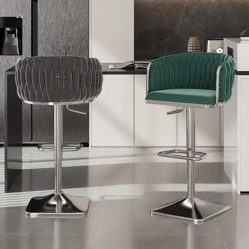 Modern luxury bar chairs, high stools with backrests, greedy home bar chairs, metal bar tracks, high-end dining chairs
Modern luxury bar chairs, high stools with backrests, greedy home bar chairs, metal bar tracks, high-end dining chairs