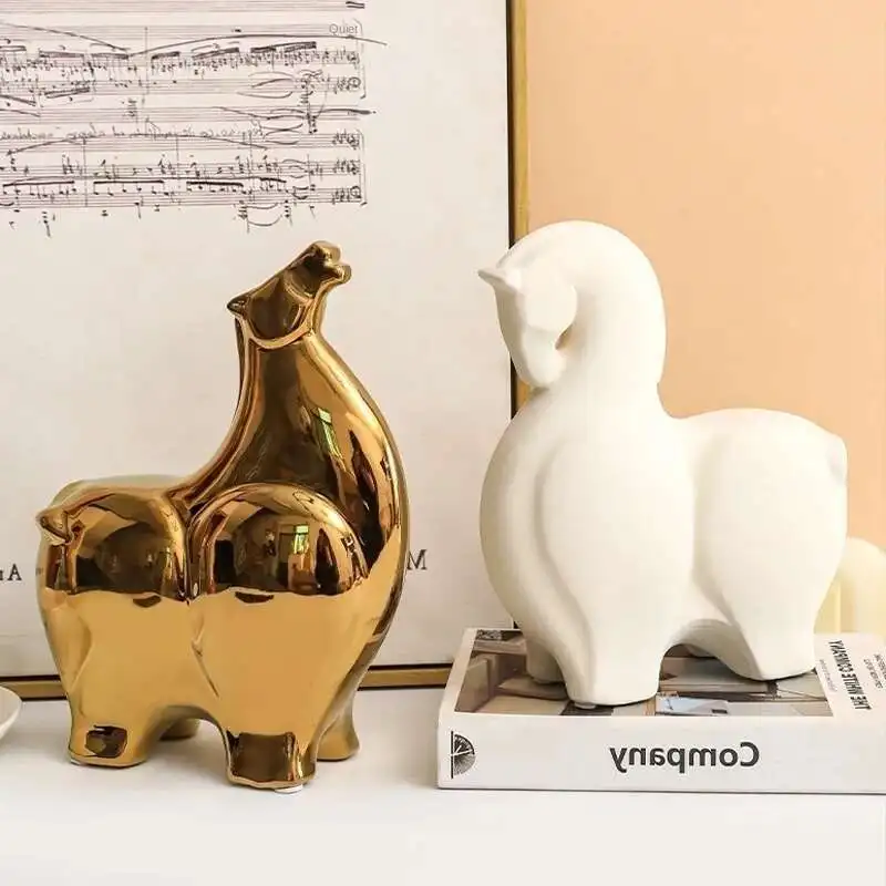 Скандинавский свет, роскошная креативная фигурка толстой лошади, миниатюрная модель, современное искусство, фигурка животного, орнамент, аксессуары для украшения дома
Скандинавский свет, роскошная креативная фигурка толстой лошади, миниатюрная модель, современное искусство, фигурка животного, орнамент, аксессуары для украшения дома