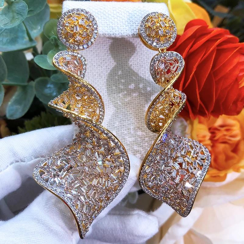 Siscathy 2022 Top Quality Pendant Earrings For Women Luxury Zircon Piercing Earring Celebration Party Prom Daily Fine Jewelry
Siscathy 2022 Top Quality Pendant Earrings For Women Luxury Zircon Piercing Earring Celebration Party Prom Daily Fine Jewelry