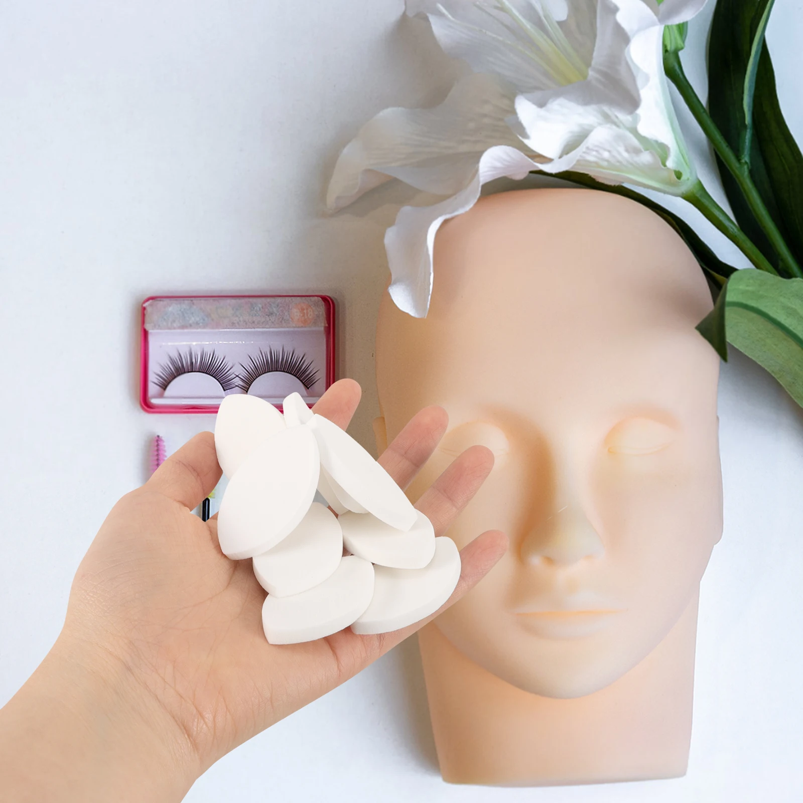 50pcs Eyelash Shaped Sponge Practice Beginner Pads for Lashes Training Extension Exercise Makeup Women Beginner
50pcs Eyelash Shaped Sponge Practice Beginner Pads for Lashes Training Extension Exercise Makeup Women Beginner