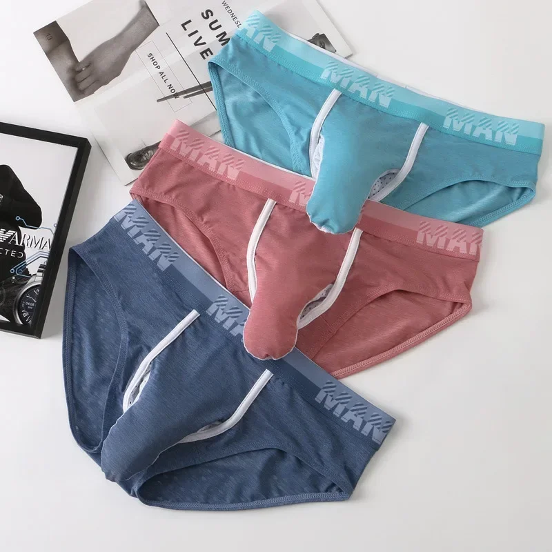 Men's Breathable Briefs Elephant Trunk Design Sexy Shorts Comfortable Elastic Underwear Male Panties
Men's Breathable Briefs Elephant Trunk Design Sexy Shorts Comfortable Elastic Underwear Male Panties