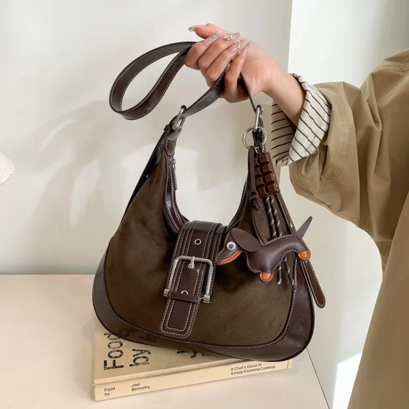 Women's Tote Bag Made Of Pentagon-Printed Leather Boasting Casual Tirana Commuter Vintage Lightweight Look
Women's Tote Bag Made Of Pentagon-Printed Leather Boasting Casual Tirana Commuter Vintage Lightweight Look