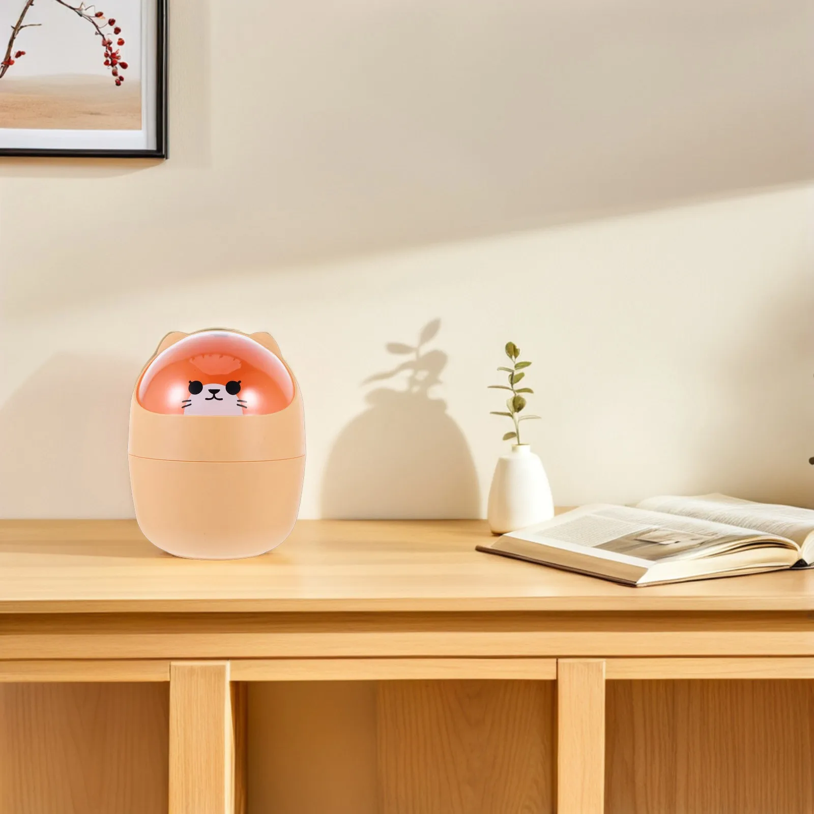 1 pc Cute Yellow Mini Trash Can for Desk Office Bedroom Shaking Lid Garbage Bin Space-Saving Lightweight Plastic Waste Container
1 pc Cute Yellow Mini Trash Can for Desk Office Bedroom Shaking Lid Garbage Bin Space-Saving Lightweight Plastic Waste Container