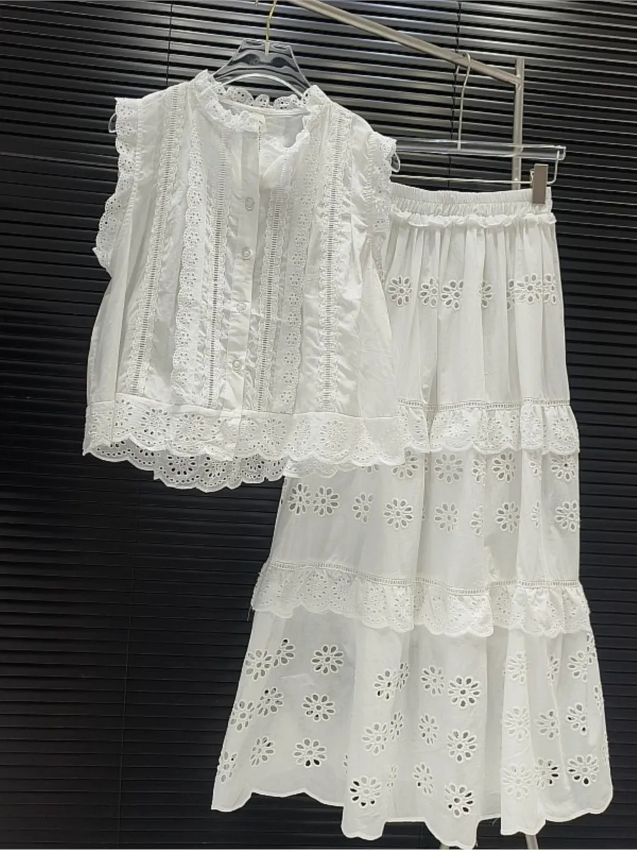 White Hollow Out Embroidery 2 Piece Set Women Lace Trim Crew Neck Sleeveless Thin Shirt Summer Casual Fashion Long Skirts Sets
White Hollow Out Embroidery 2 Piece Set Women Lace Trim Crew Neck Sleeveless Thin Shirt Summer Casual Fashion Long Skirts Sets