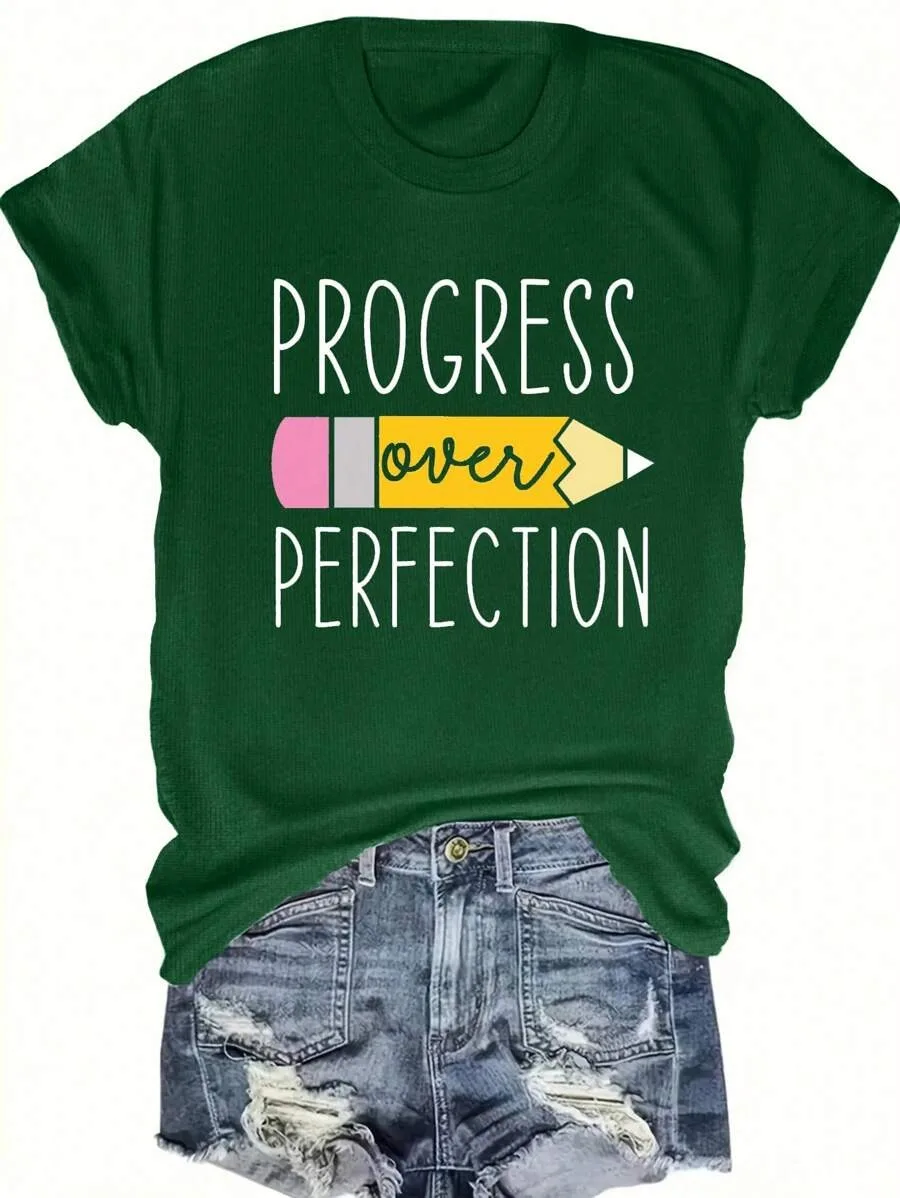 Вдохновляющая футболка с рисунком «PROGRESS OVER PERFECTION» больших размеров, темно-зеленая с коротким рукавом
Вдохновляющая футболка с рисунком «PROGRESS OVER PERFECTION» больших размеров, темно-зеленая с коротким рукавом