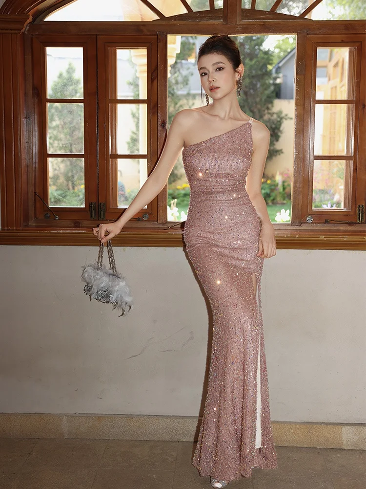 Вечернее платье Ximile на одно плечо для женщин: Элитное, сияющее, с пайетками, для торжественных мероприятий и новогодних вечеринок
Вечернее платье Ximile на одно плечо для женщин: Элитное, сияющее, с пайетками, для торжественных мероприятий и новогодних вечеринок