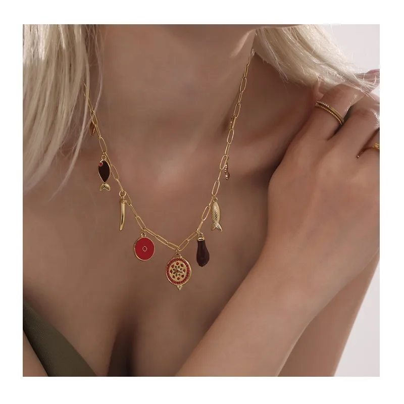 Seattle Word Chain Round Zircon Necklace Small Fish Eyes Multi-accessories Light Luxury Fashion Exaggerated Gold-plated Collarbo
Seattle Word Chain Round Zircon Necklace Small Fish Eyes Multi-accessories Light Luxury Fashion Exaggerated Gold-plated Collarbo