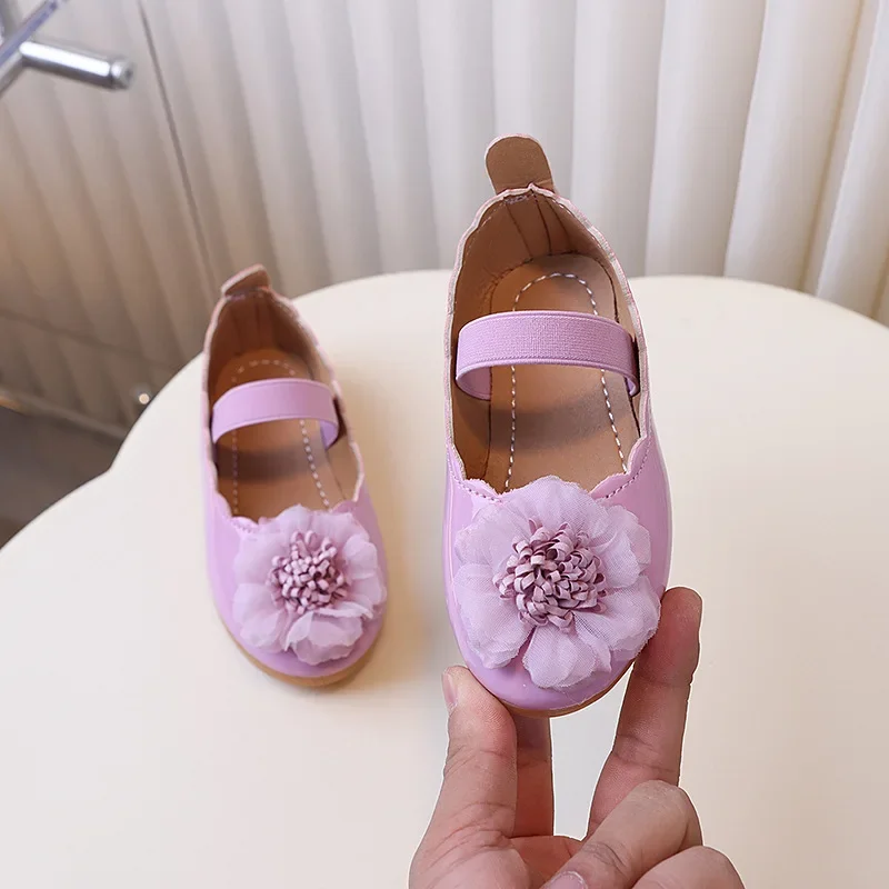 Spring Autumn Children's Leather Shoes Sweet Flowers Girl Dresses Casual Shoes Elegant Trend Kids Fashion Princess Flat Shoes
Spring Autumn Children's Leather Shoes Sweet Flowers Girl Dresses Casual Shoes Elegant Trend Kids Fashion Princess Flat Shoes