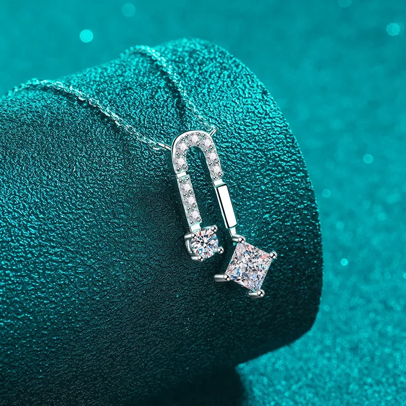 1.3 Carat Full Moissanite U Shaped Pendant Necklace for Women, Platinum Pt950 Gift for Sparkling Wedding Jewelry
1.3 Carat Full Moissanite U Shaped Pendant Necklace for Women, Platinum Pt950 Gift for Sparkling Wedding Jewelry