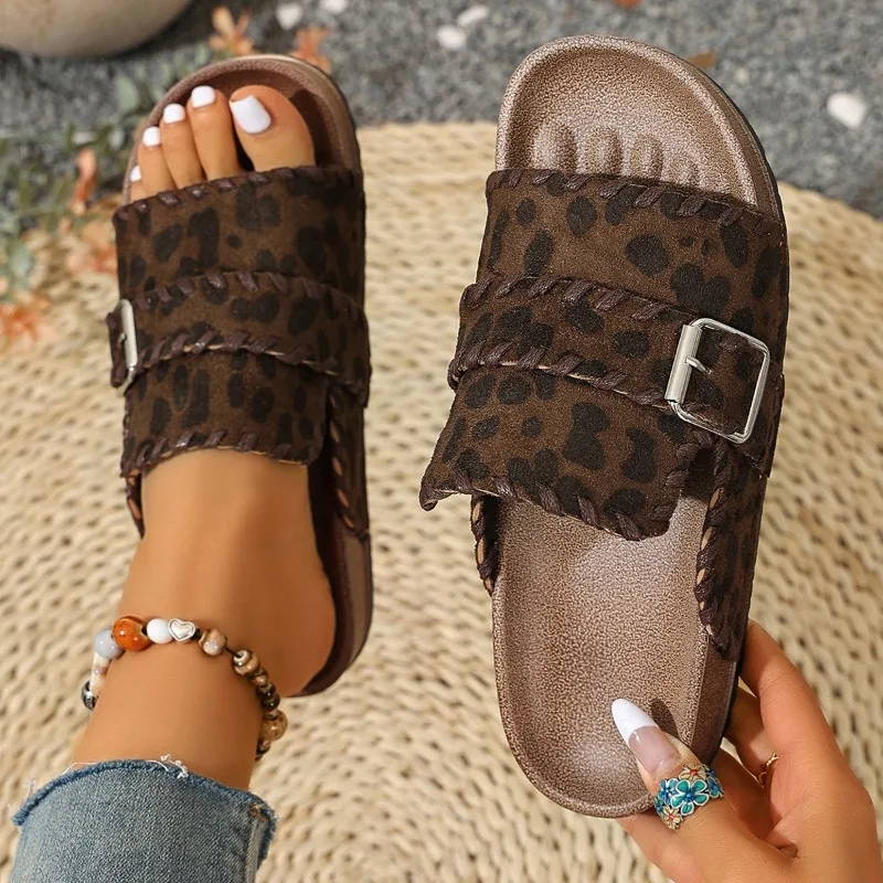 2026 New Leopard Print Soft Soled Women's Slippers Summer Fashion Belt Buckle Casual Comfortable Women Shoes Шлепки Женские
2026 New Leopard Print Soft Soled Women's Slippers Summer Fashion Belt Buckle Casual Comfortable Women Shoes Шлепки Женские