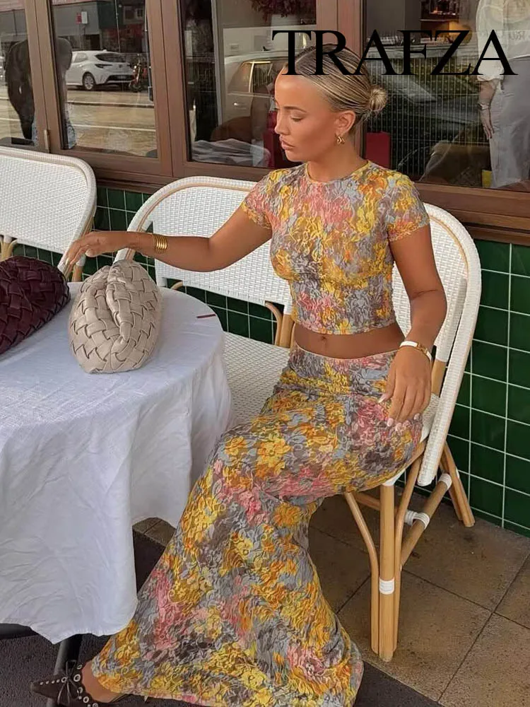 TRAFZA Women Summer Chic Translucent Print Short Sleeve Elasticity Hollow Top+Elastic Waist Long Skirt Woman Elegant Skirt Suit
TRAFZA Women Summer Chic Translucent Print Short Sleeve Elasticity Hollow Top+Elastic Waist Long Skirt Woman Elegant Skirt Suit