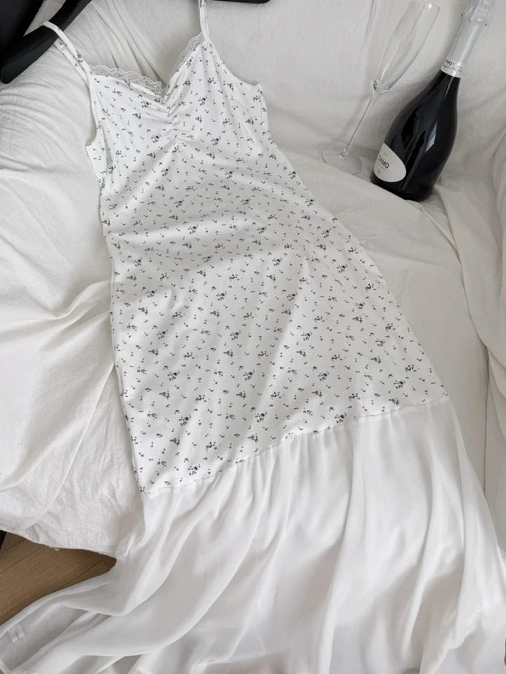 Pure Desire Dstring Long Sve Sun Protection Top with Sweet Lace Floral Waist Slimming Fairy Dr Set Women's Faion
Pure Desire Dstring Long Sve Sun Protection Top with Sweet Lace Floral Waist Slimming Fairy Dr Set Women's Faion