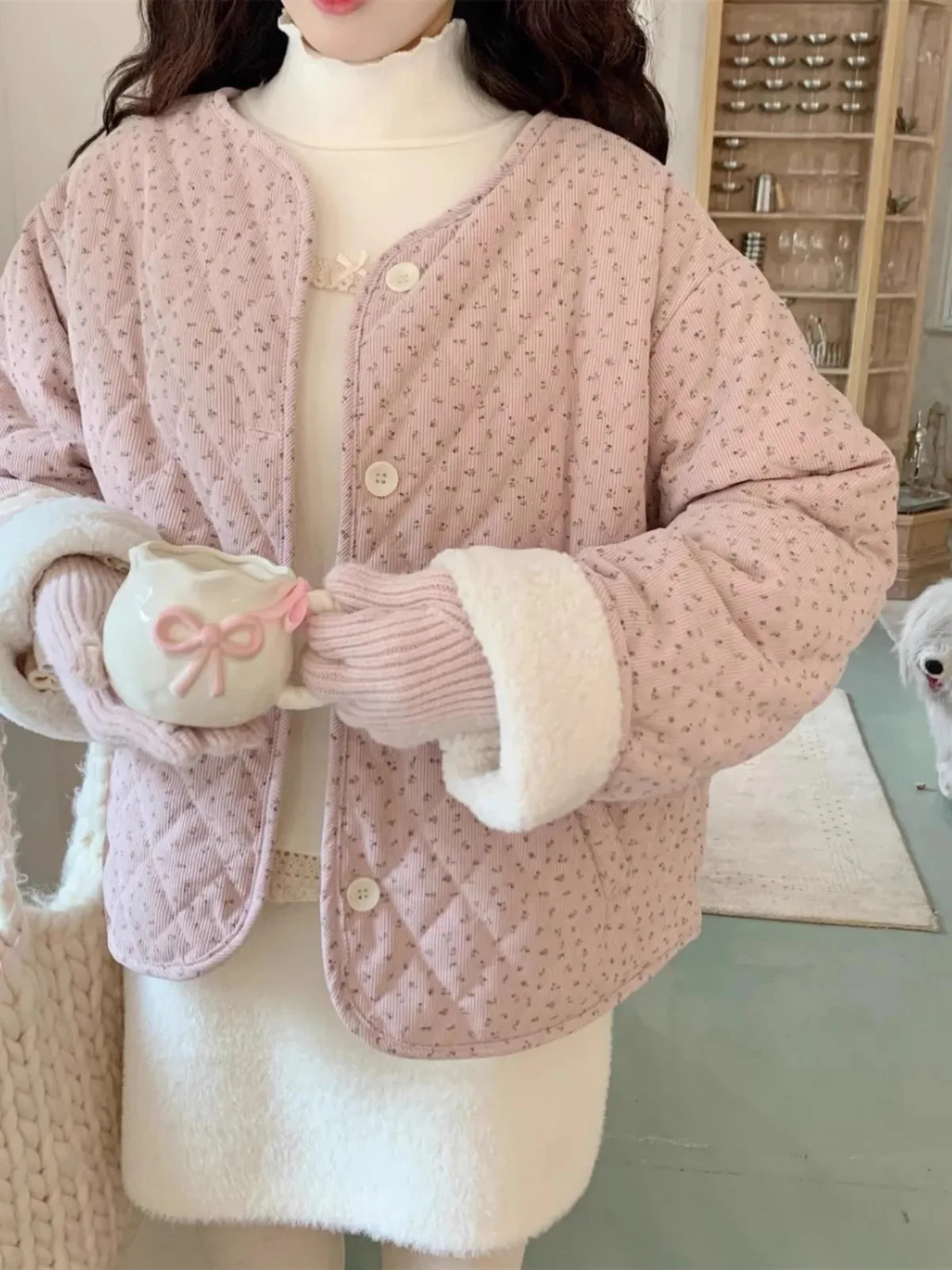 Korean Sle Thiened Lamb Fur Cotton Jaet Women's Winter Faion Floral round Ne Splicing Cotton Coat Long Sve Singl...
Korean Sle Thiened Lamb Fur Cotton Jaet Women's Winter Faion Floral round Ne Splicing Cotton Coat Long Sve Singl...