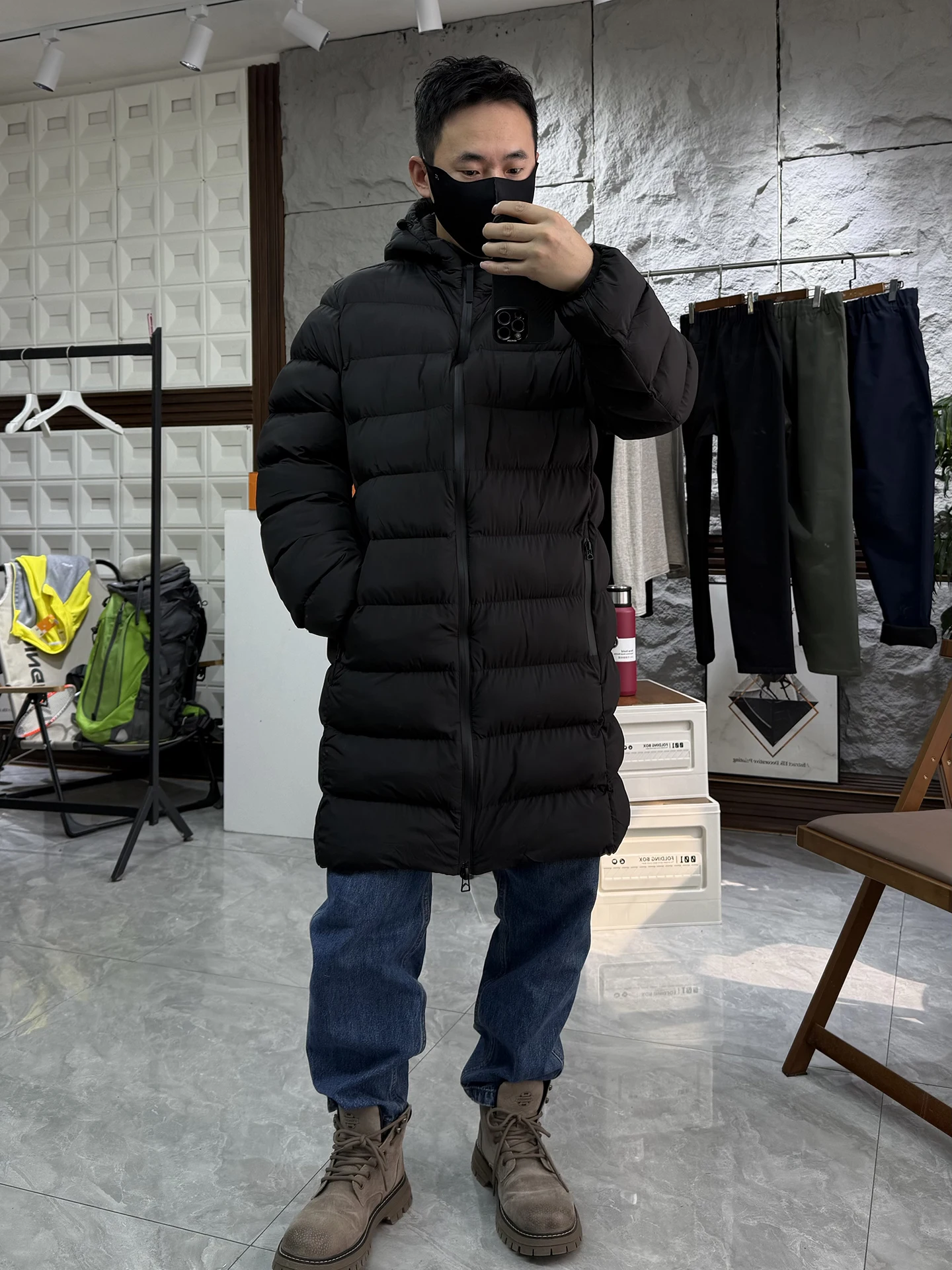 Men's Mid-Length Hooded Cotton Jacket Lightweight Warm Winter Fashion Urban Style Standard Fit Polyester Filling Long Sleeve
Men's Mid-Length Hooded Cotton Jacket Lightweight Warm Winter Fashion Urban Style Standard Fit Polyester Filling Long Sleeve