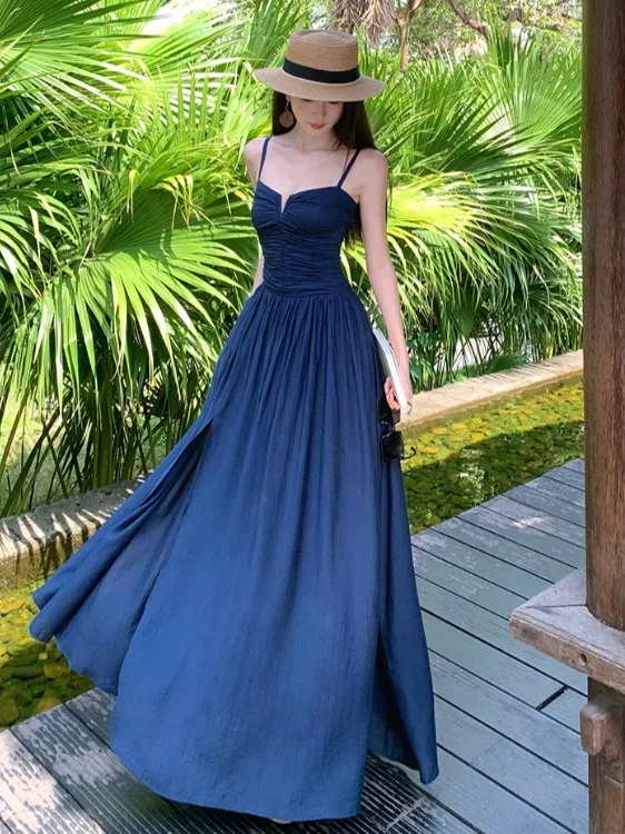 Summer New Style Hot Girl Backless Strap Dress Women's High Waist Slimming Long Skirt French Style A-Line Midi Dress V-Neck
Summer New Style Hot Girl Backless Strap Dress Women's High Waist Slimming Long Skirt French Style A-Line Midi Dress V-Neck