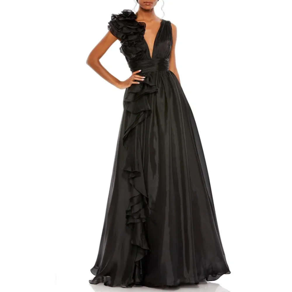 Customized Sexy Fashion Pleat Ruched SashV-neck Long Mother of Bride Dresses Exquisite A-Line Mother Dress
Customized Sexy Fashion Pleat Ruched SashV-neck Long Mother of Bride Dresses Exquisite A-Line Mother Dress