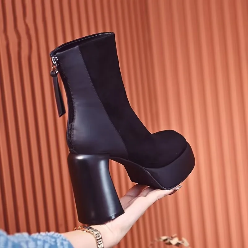 2025 NEW Platform Women Suede Ankle Boots Fashion Elegant Back Zippers Square High Heel Women's Short Booties
2025 NEW Platform Women Suede Ankle Boots Fashion Elegant Back Zippers Square High Heel Women's Short Booties