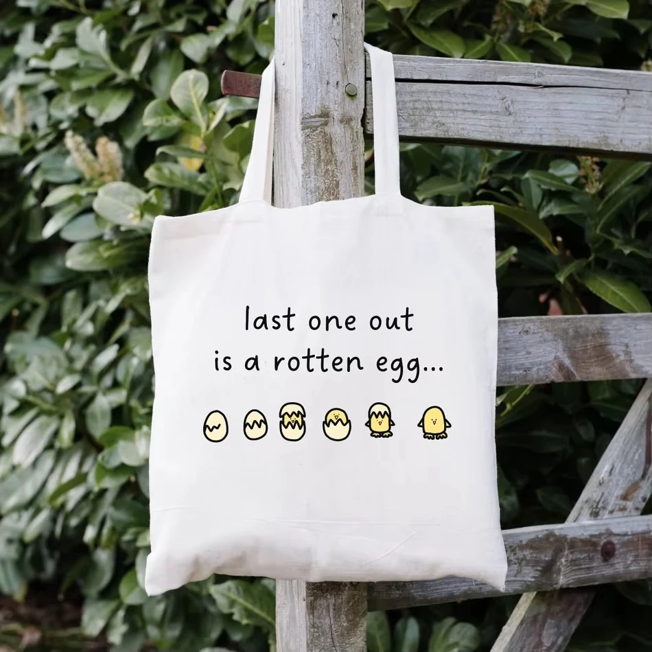 Cute Chicken Tote Bag, Chicken Gift, Gift for Chicken Lover, Animal Lover Bag, Chicken Lady, Country Farm Tote Bag
Cute Chicken Tote Bag, Chicken Gift, Gift for Chicken Lover, Animal Lover Bag, Chicken Lady, Country Farm Tote Bag