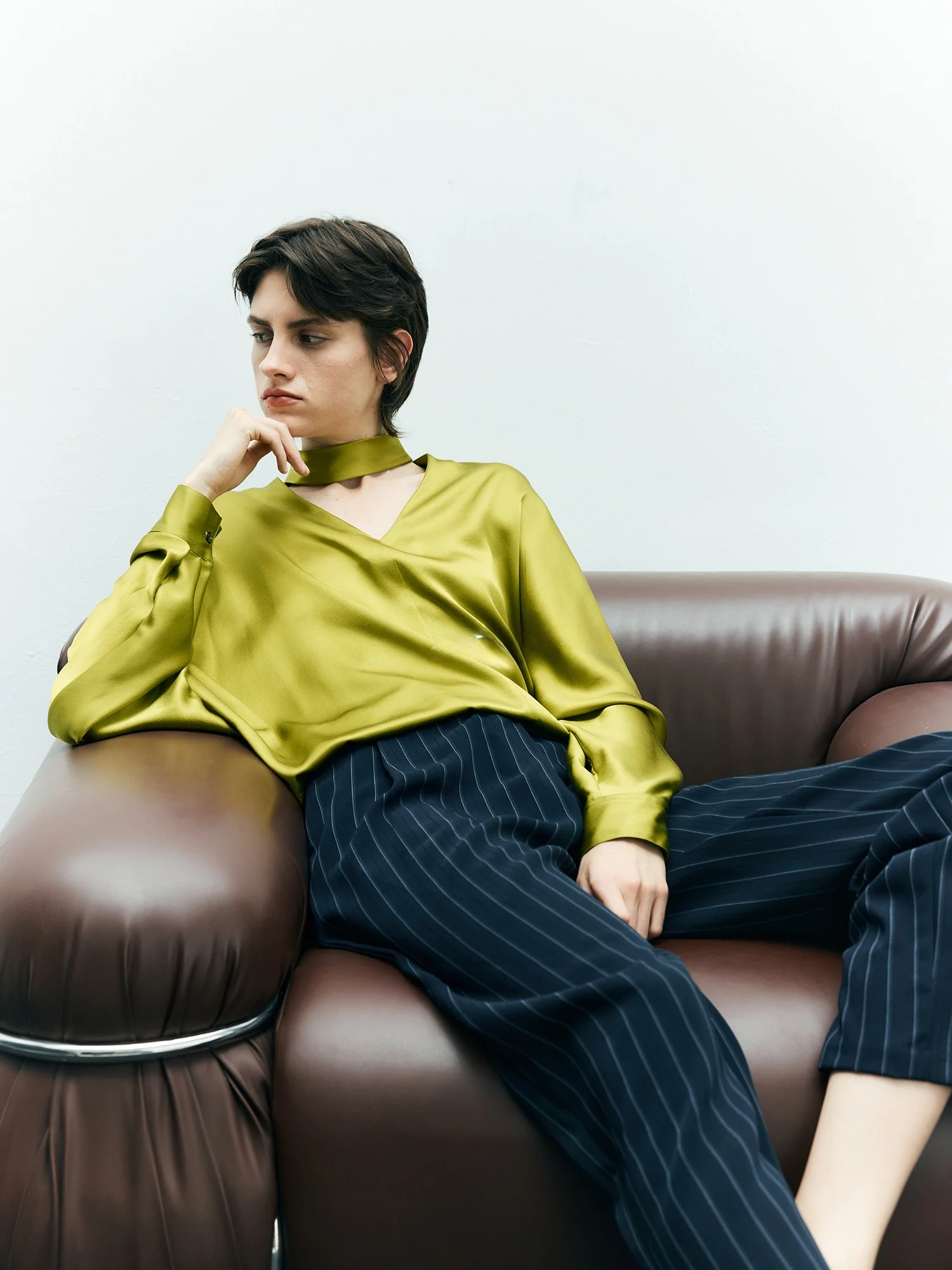 in Credible Silk Batwing Sve Loose Fit High Collar Women's irt Ele Commute Sle Pure Color Long Sve V-ne Silk Top
in Credible Silk Batwing Sve Loose Fit High Collar Women's irt Ele Commute Sle Pure Color Long Sve V-ne Silk Top