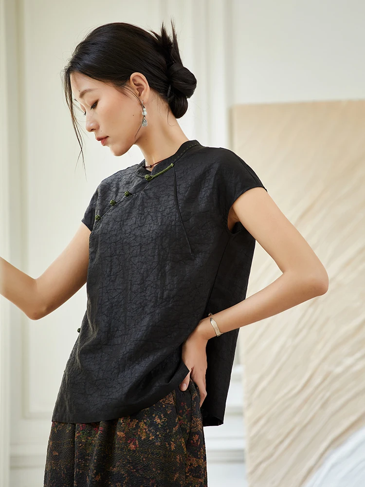 Original Design Women's Silk Shirt Tortoise Pattern Xiangyun Silk Button up Loose Fit Breathable Short Sleeve Stand Collar
Original Design Women's Silk Shirt Tortoise Pattern Xiangyun Silk Button up Loose Fit Breathable Short Sleeve Stand Collar