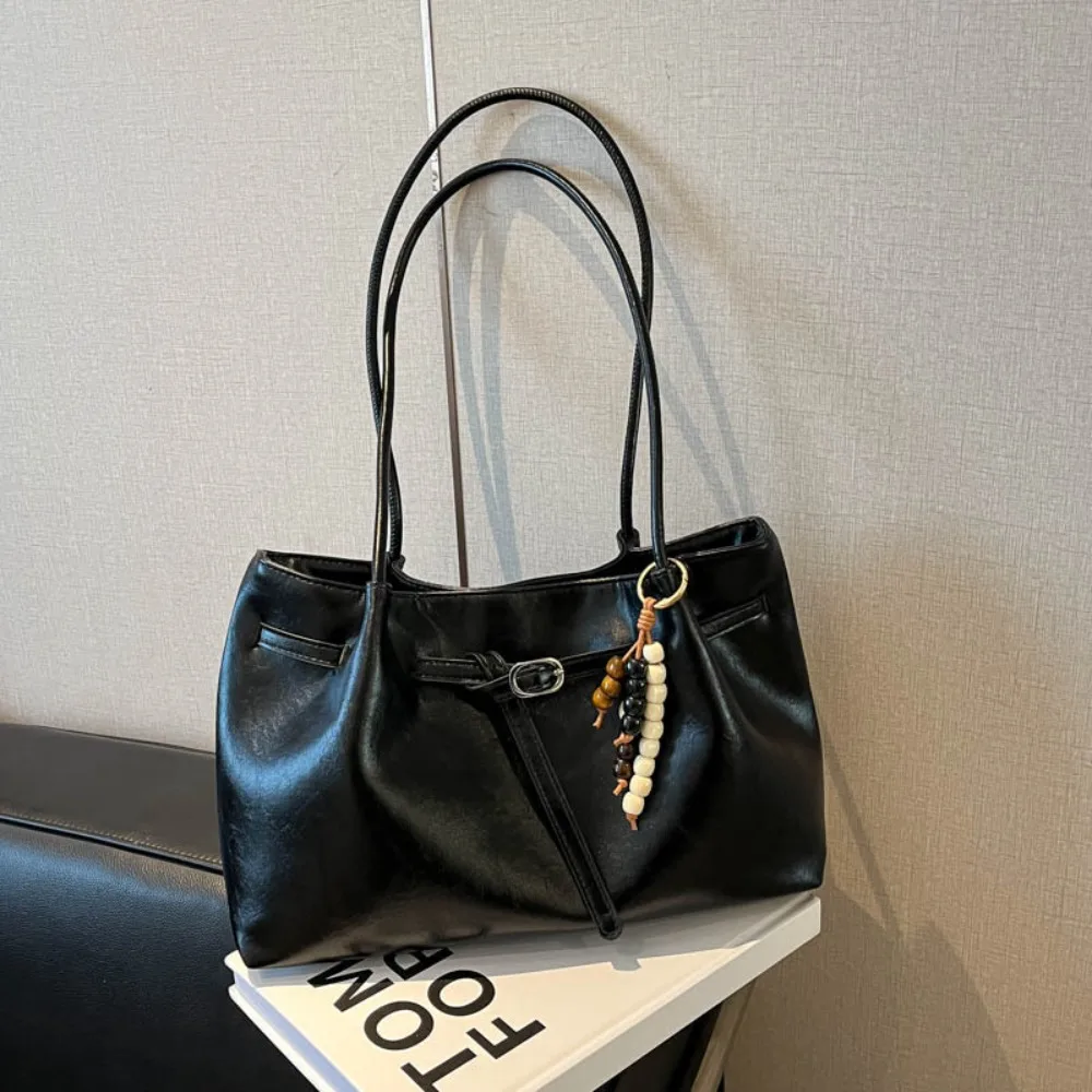 Suede/PU Leather Shoulder Bag Retro Elegant Handbag Large Capacity Solid Color Commuting Tote Bag School/Travel/Work Suede/PU Leather Shoulder Bag Retro Elegant Handbag Large Capacity Solid Color Commuting Tote Bag School/Travel/Work