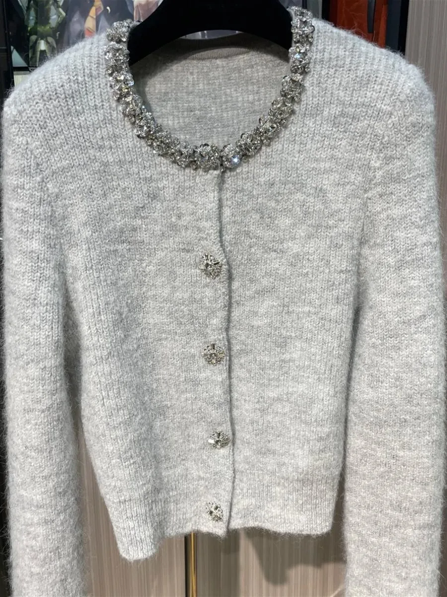Korean Style Luxury Heavy Embellished Diamond Small Fragrance Style Women's Knitted Cardigan Spring 2026 Trendy Rich Girl Kni...
Korean Style Luxury Heavy Embellished Diamond Small Fragrance Style Women's Knitted Cardigan Spring 2026 Trendy Rich Girl Kni...