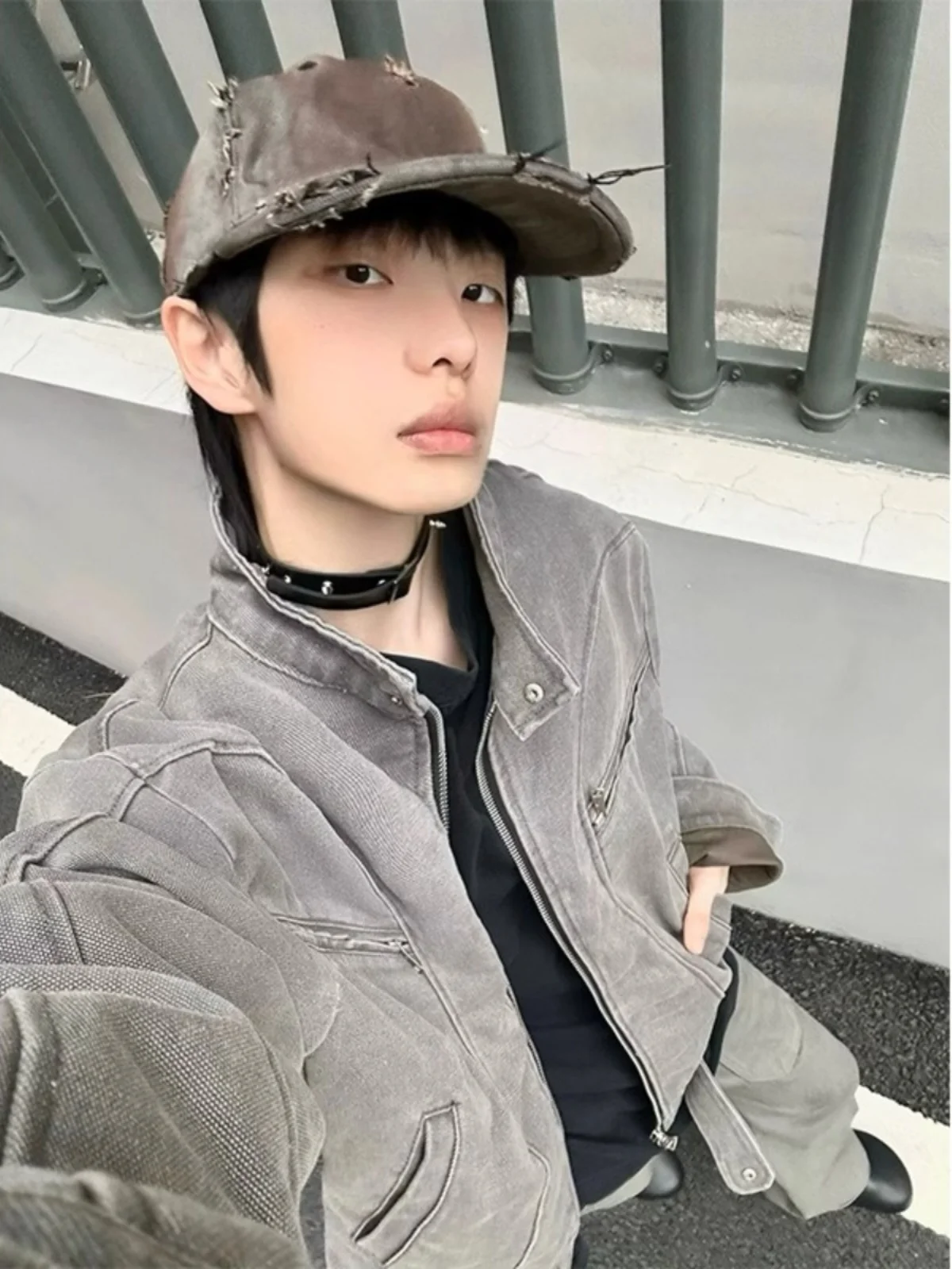 Американская укороченная серая куртка в уличном стиле 2024 New Advanced Feeling Harlington Workwear Street Style для молодежи
Американская укороченная серая куртка в уличном стиле 2024 New Advanced Feeling Harlington Workwear Street Style для молодежи