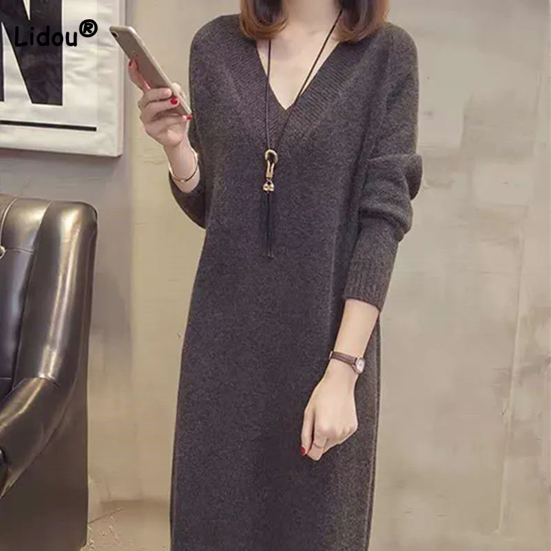 Autumn Winter Fashion All-match Solid V-Neck Knitted Dresses Women's Clothing Korean Loose Long Sleeve Sweaters Dress for Female
Autumn Winter Fashion All-match Solid V-Neck Knitted Dresses Women's Clothing Korean Loose Long Sleeve Sweaters Dress for Female