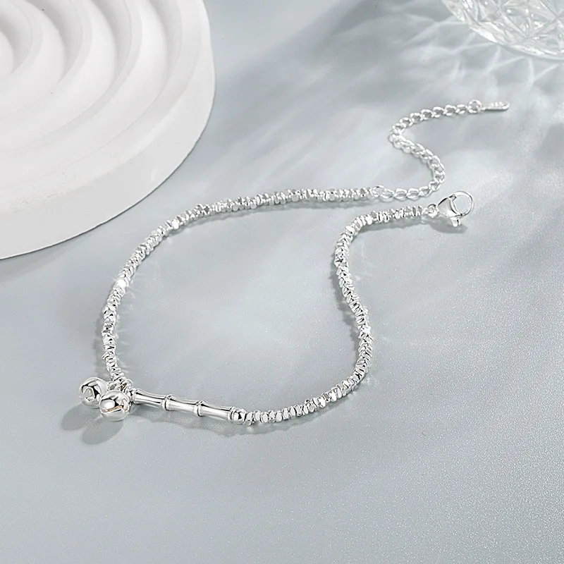 925 Silver Ankle Chain, Bamboo Knot Bell Design Simple and Elegant, Birthday Party Gift, Exquisite Accessory.
925 Silver Ankle Chain, Bamboo Knot Bell Design Simple and Elegant, Birthday Party Gift, Exquisite Accessory.