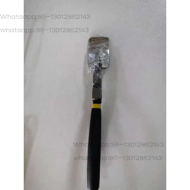 Square lamp head V-head round pointed scissors glass clip lamp fixture thermoplastic glass
Square lamp head V-head round pointed scissors glass clip lamp fixture thermoplastic glass