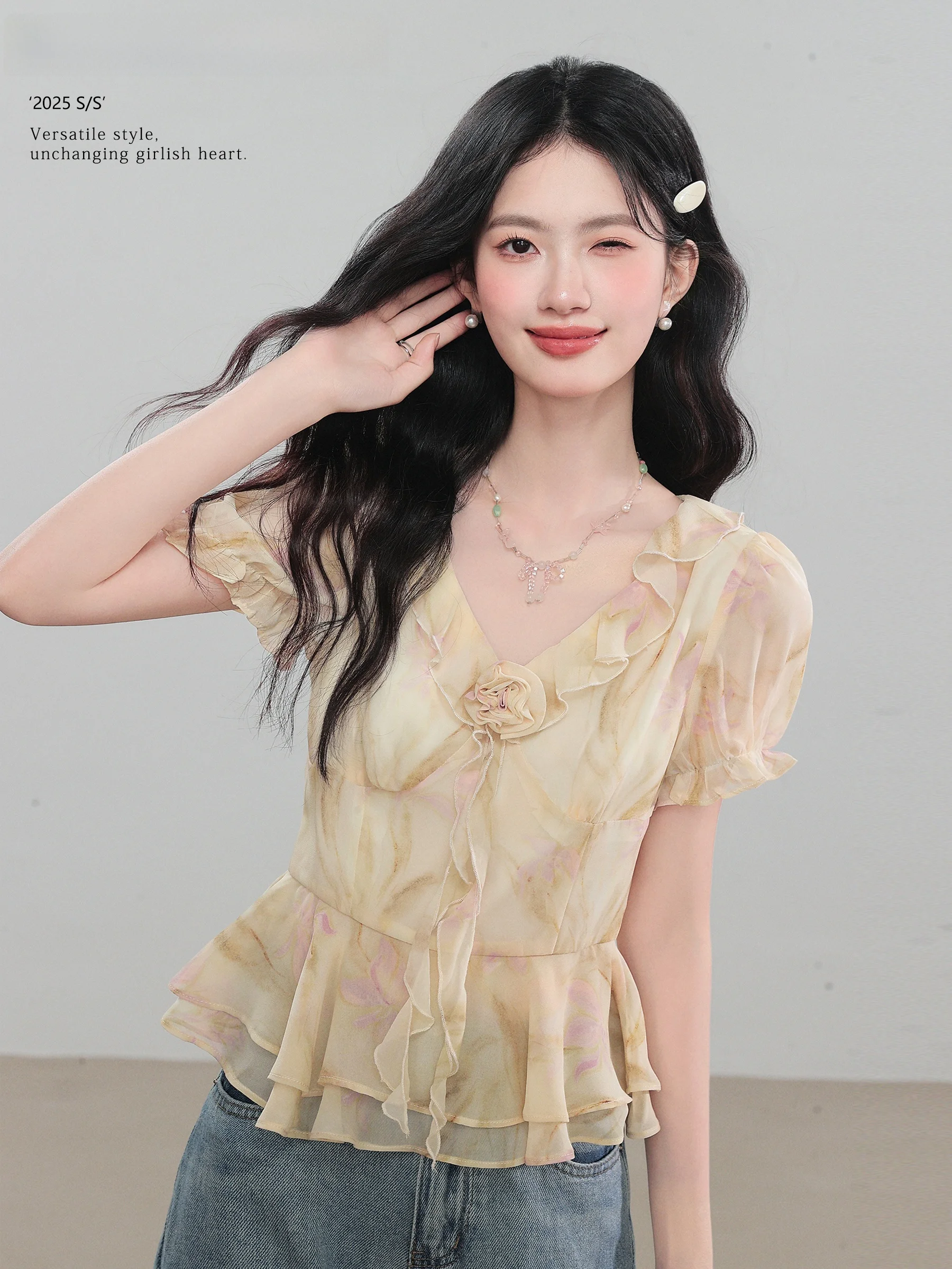 Sweet Texture Printed Wood ain irt V-ne Slimming Summer New Sle Commute Sle Polyester Fiber ort Sve
Sweet Texture Printed Wood ain irt V-ne Slimming Summer New Sle Commute Sle Polyester Fiber ort Sve